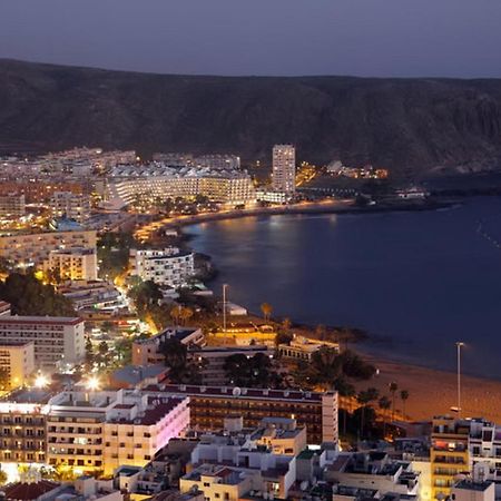 Fabulous 2-Bedroom Apartment Right On The Beach Of Los Crstianos Arona  Exterior foto
