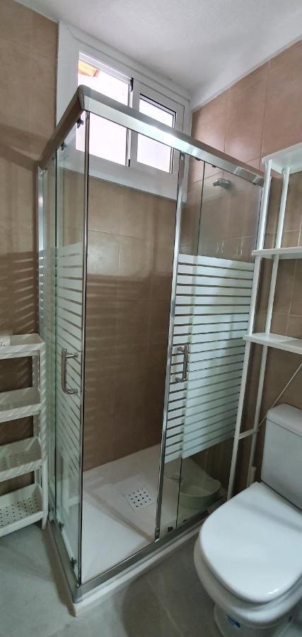Fabulous 2-Bedroom Apartment Right On The Beach Of Los Crstianos Arona  Exterior foto