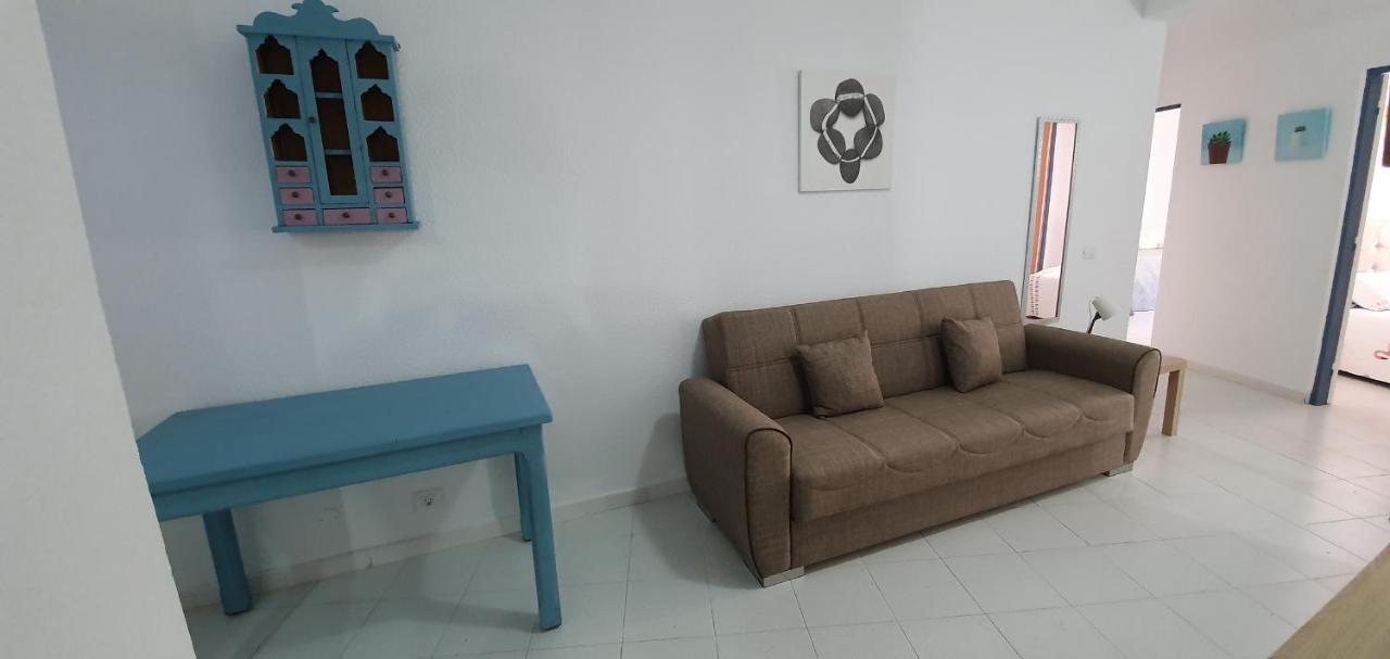 Fabulous 2-Bedroom Apartment Right On The Beach Of Los Crstianos Arona  Exterior foto