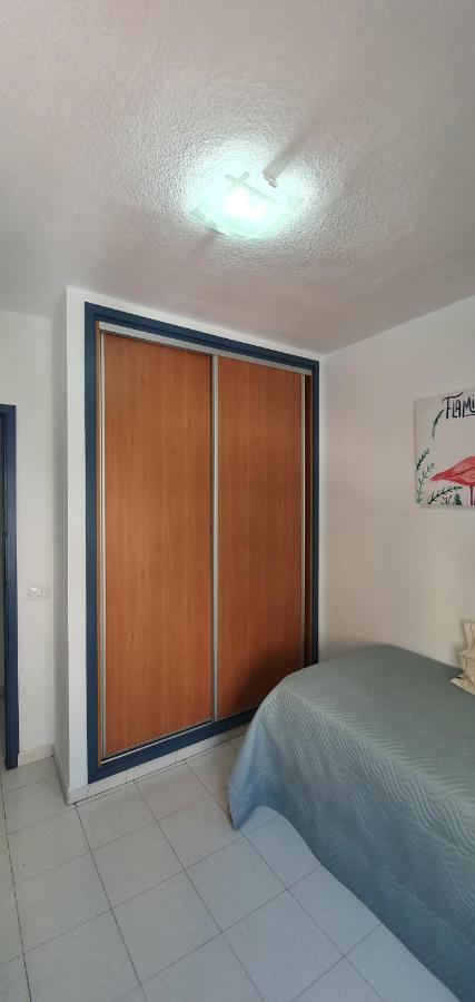 Fabulous 2-Bedroom Apartment Right On The Beach Of Los Crstianos Arona  Exterior foto