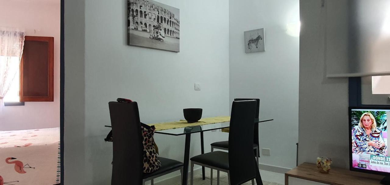 Fabulous 2-Bedroom Apartment Right On The Beach Of Los Crstianos Arona  Exterior foto