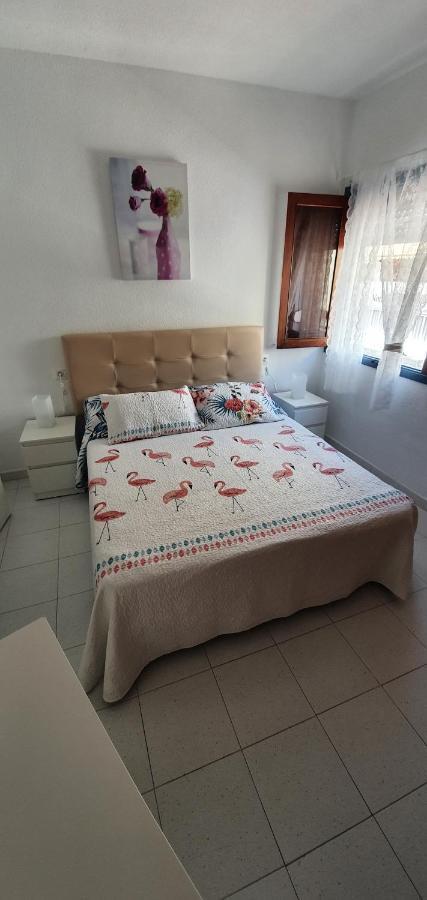 Fabulous 2-Bedroom Apartment Right On The Beach Of Los Crstianos Arona  Exterior foto