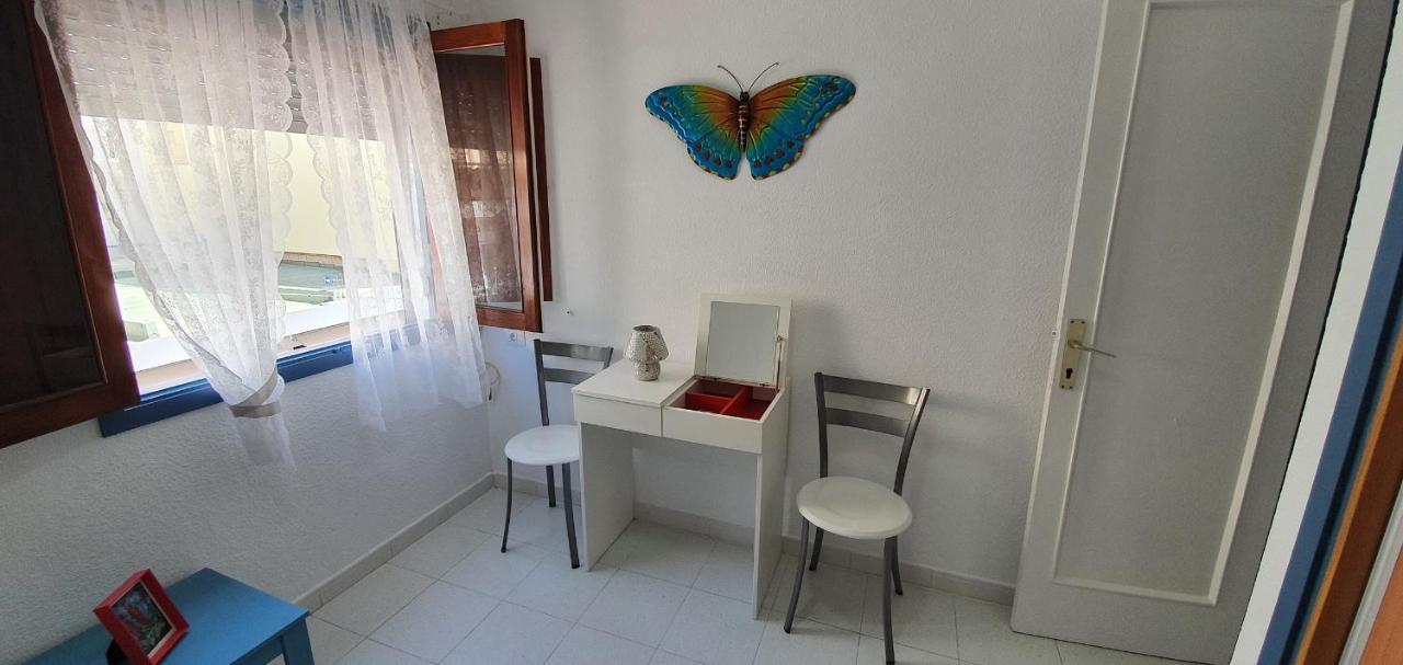 Fabulous 2-Bedroom Apartment Right On The Beach Of Los Crstianos Arona  Exterior foto