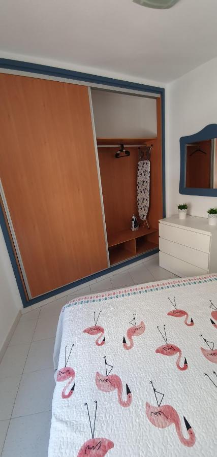Fabulous 2-Bedroom Apartment Right On The Beach Of Los Crstianos Arona  Exterior foto