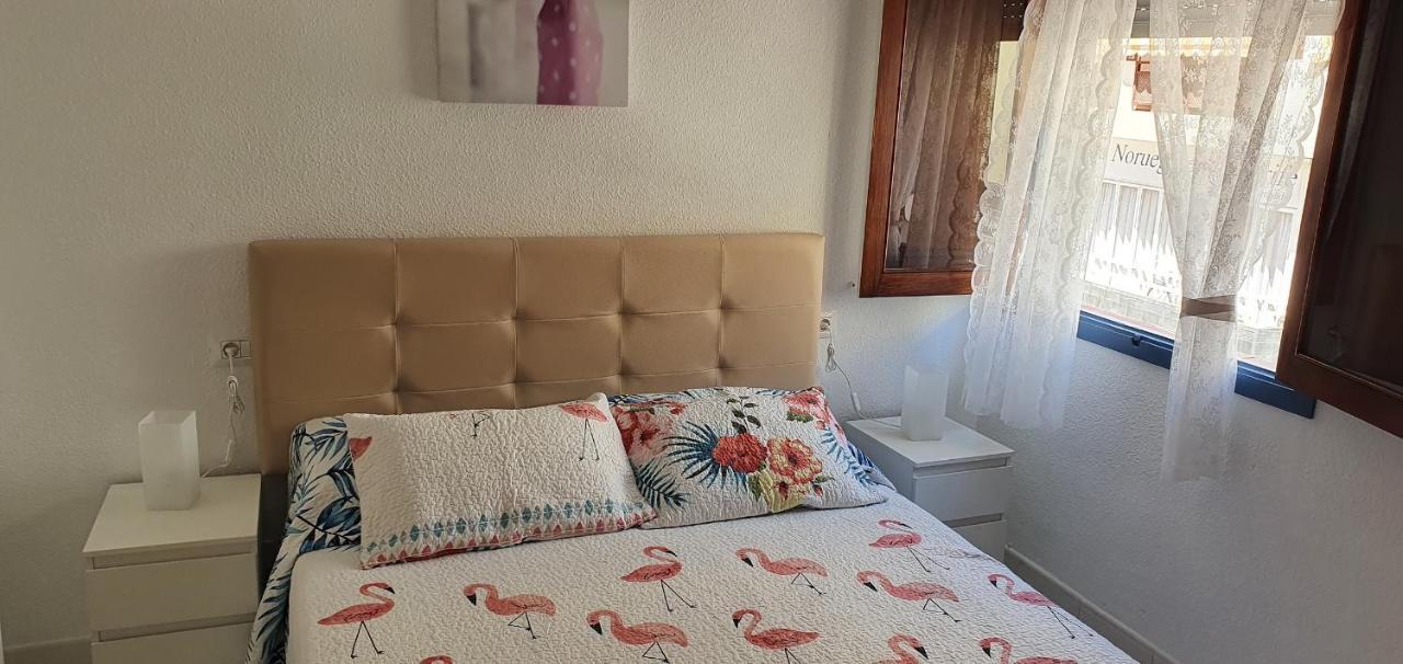 Fabulous 2-Bedroom Apartment Right On The Beach Of Los Crstianos Arona  Exterior foto